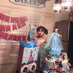 Meet your Posher, Vu